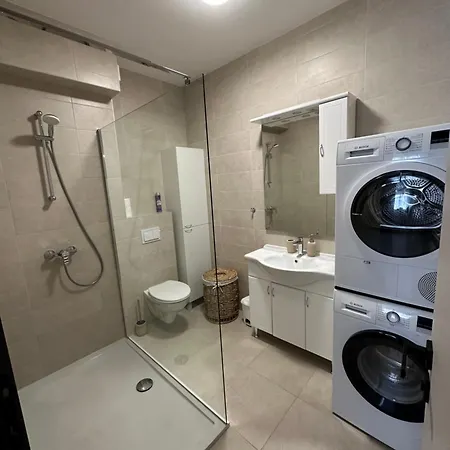 Ana-maria Apartment